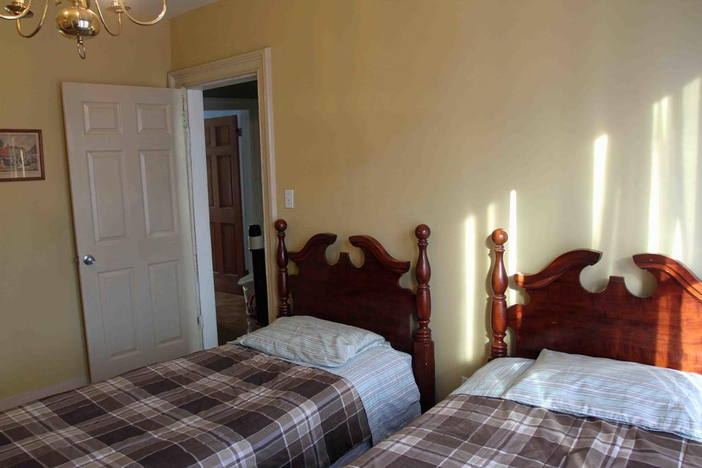 New York Homestay Newark Exterior foto